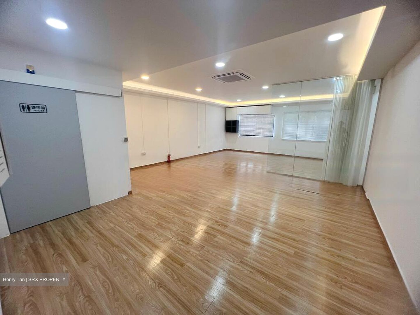 Urban Heritage (D12), Office #451326361